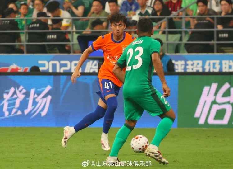 十人山东泰山客场0-2负于北京国安，少打一人全场被动