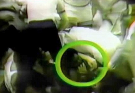 那个差点被咬掉中指的混蛋：安吉14年混世生涯全记录