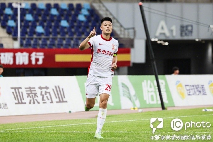 谭龙卡米洛两度救主 亚泰主场2比2逼平石家庄功夫