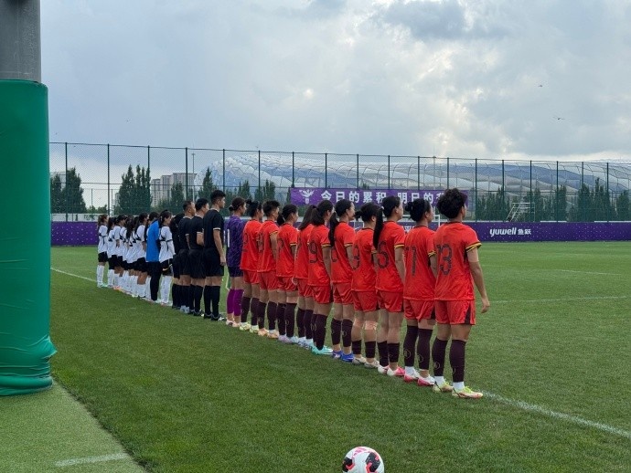 U20女足9比0横扫大连女足 周欣怡罗泺各入两球 U20女足9比0横扫大连女足 周欣怡罗泺各入两球