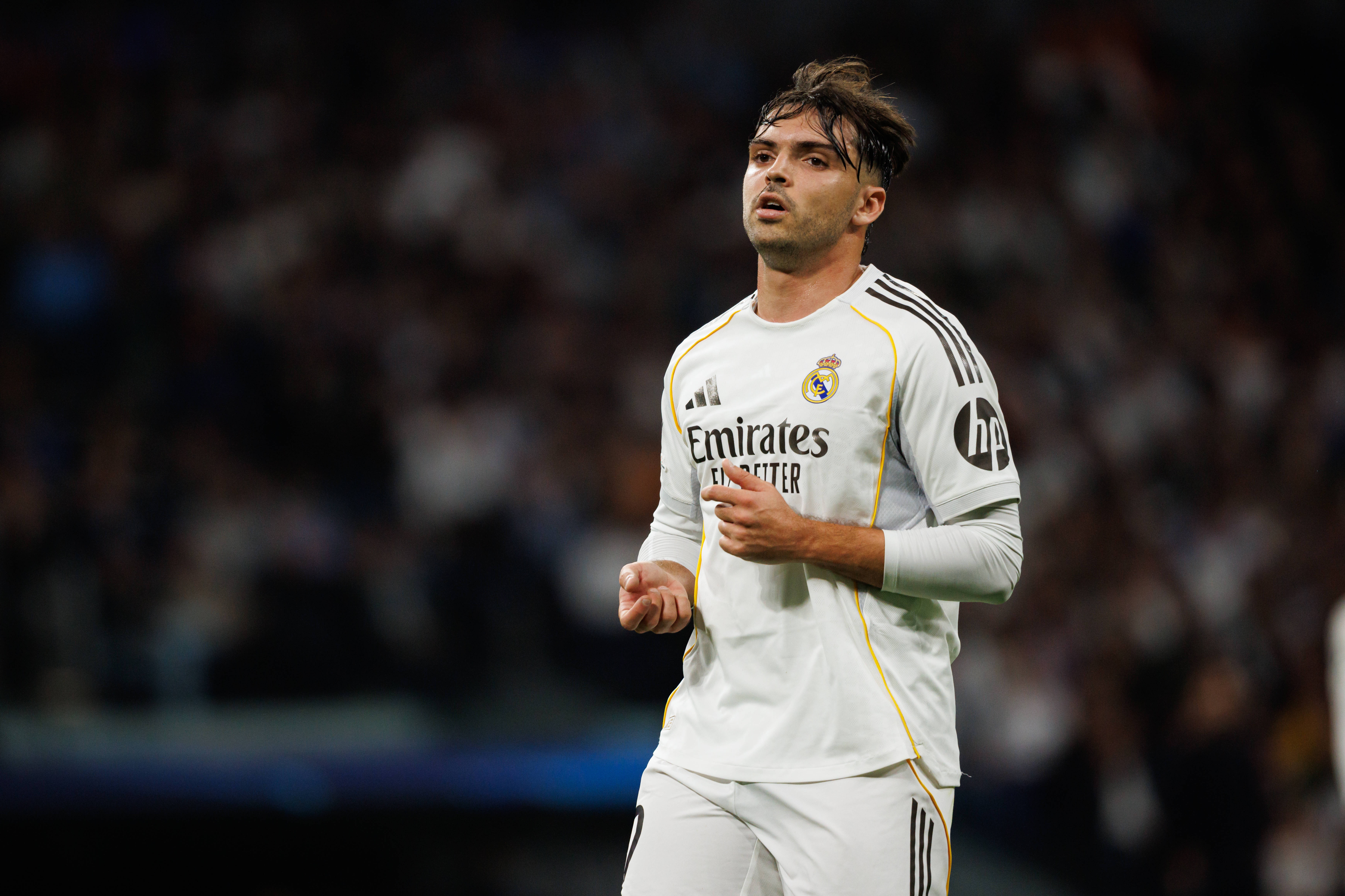 早报:凯恩双响!拜仁德国杯轻松晋级 早报:凯恩双响!拜仁德国杯轻松晋级