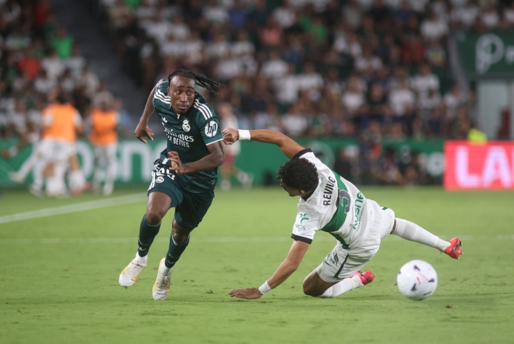 早报:3周的分别开始了!马德里赛后上演打印机德比 早报:3周的分别开始了!马德里赛后上演打印机德比